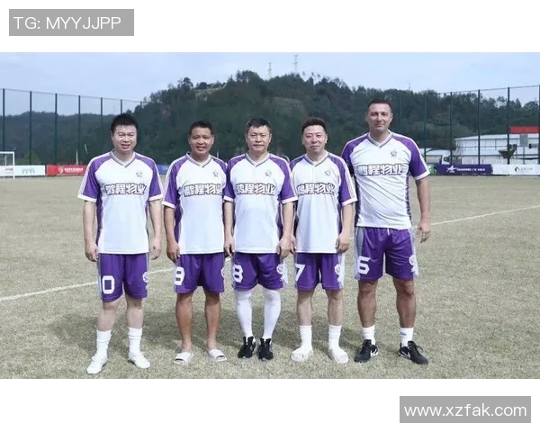 伤病困扰下的足球明星们如何重返巅峰与球迷分享他们的奋斗故事