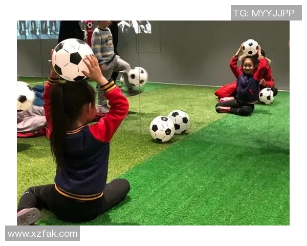 小孩与足球明星的奇妙互动教会了我们舞蹈与运动的完美结合 小孩与足球明星的奇妙互动教会了我们舞蹈与运动的完美结合