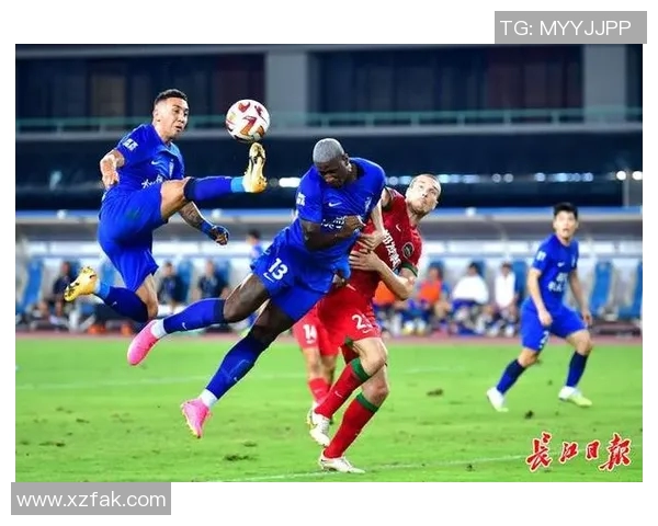 武汉足球队精英赛精彩配合解析展现团队默契与战术执行力